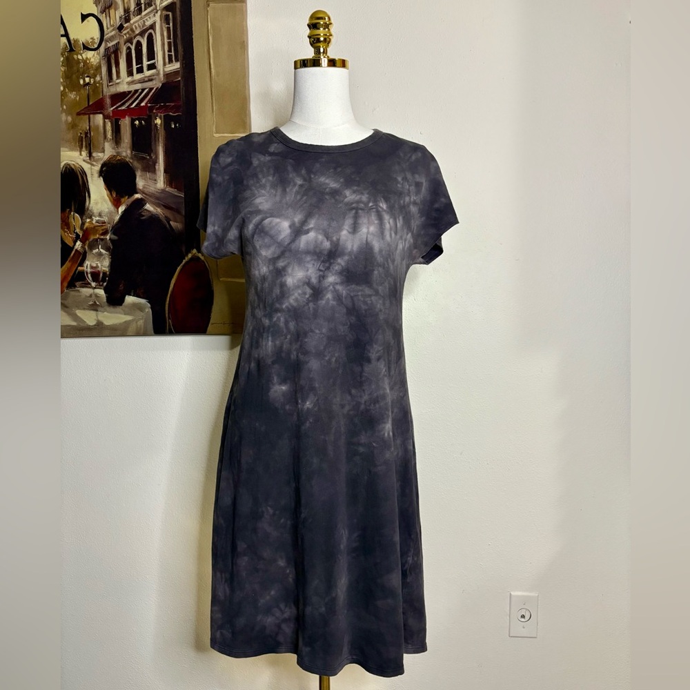 LuLaRoe Charcoal Tie Dye T-Shirt Dress